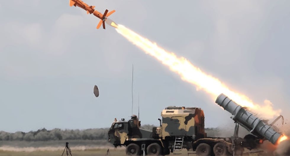 Guerra Rusia-Ucrania | Ucrania ataca con misiles Neptuno el puerto ruso de Novorosíisk y la refinería de Sarátov | Vladimir Putin