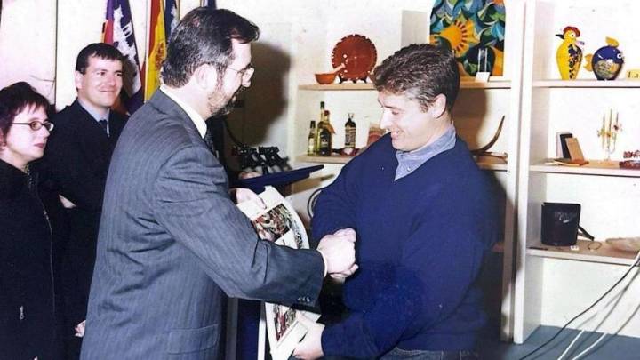 El Consell niega el título de Mestre Artesà Honorífic al artesano que lo propuso y que lleva tres décadas promoviendo la artesanía balear: "Me siento menospreciado por los políticos"
