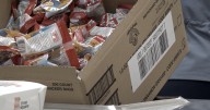 Nevada National Guard distributing food during government shutdown
