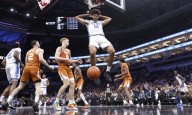 Duke Basketball abre temporada venciendo a Texas 75