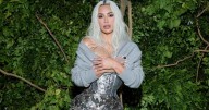 Kim Kardashian’s Wet Blonde Look Has Darker Roots in Photos