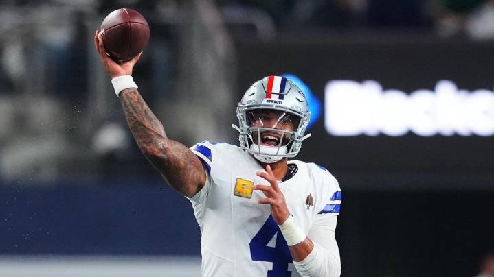 Dak Prescott on track to break Cowboys' all-time passing record against Eagles
