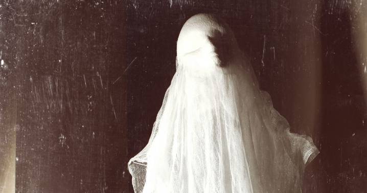 Mum 'shocked' after kids' chilling warning about dream home