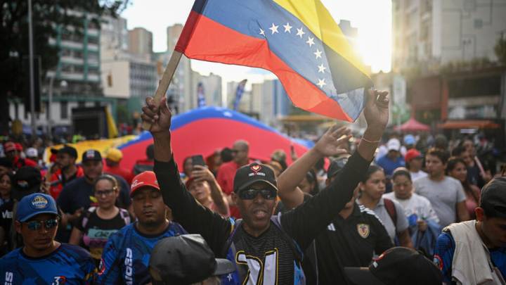 Venezuela ordena el “despliegue masivo” de sus Fuerzas Armadas ante “amenazas imperiales” de Estados Unidos