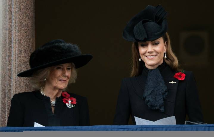 Cele|bitchy | Princess Kate repeated a Catherine Walker coat for Remembrance Sunday