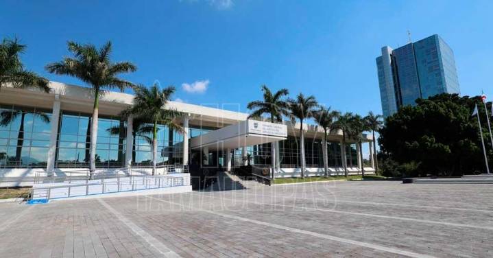 Reasignan temporalmente a jueza se?alada por imponer multas millonarias a defensores