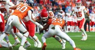 Broncos beat Chiefs 22-19 on Lutz's last-second field goal, extending win streak to 8 games