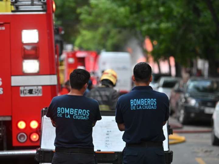 Tragedia en Flores: murió un niño tras caer por el hueco de un ascensor