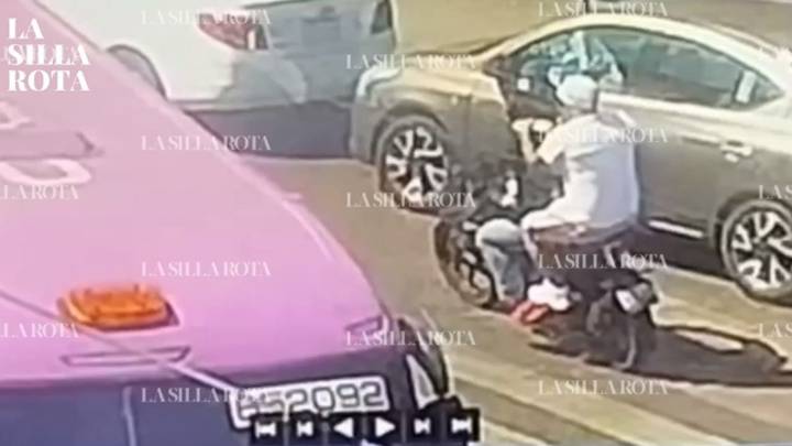 Automovilista balea a franelero por rayar su auto