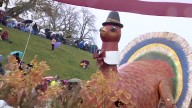 Plymouth Thanksgiving parade boosts local businesses