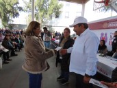 Entregan tarjeras para mujeres de 60 a 64 años en Texcoco