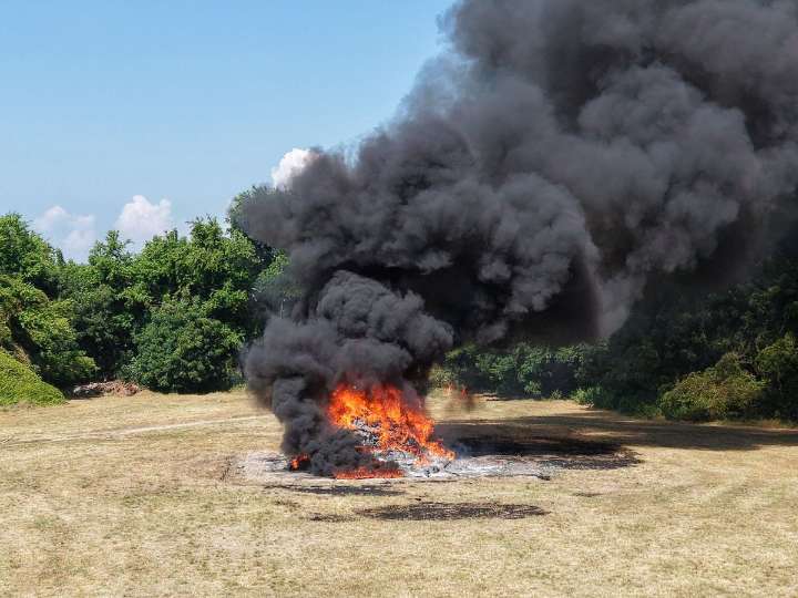 FGR incinera más de 2 toneladas de narcóticos en Chiapas