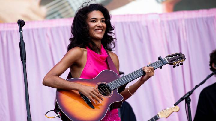 Olivia Dean Unveils 2026 'The Art of Loving' Live Show: See Tour Dates