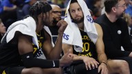 Something is wrong with the Golden State Warriors