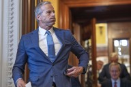 Trump culpa a cierre de Gobierno por derrota republicana y líder del Senado lo contradice