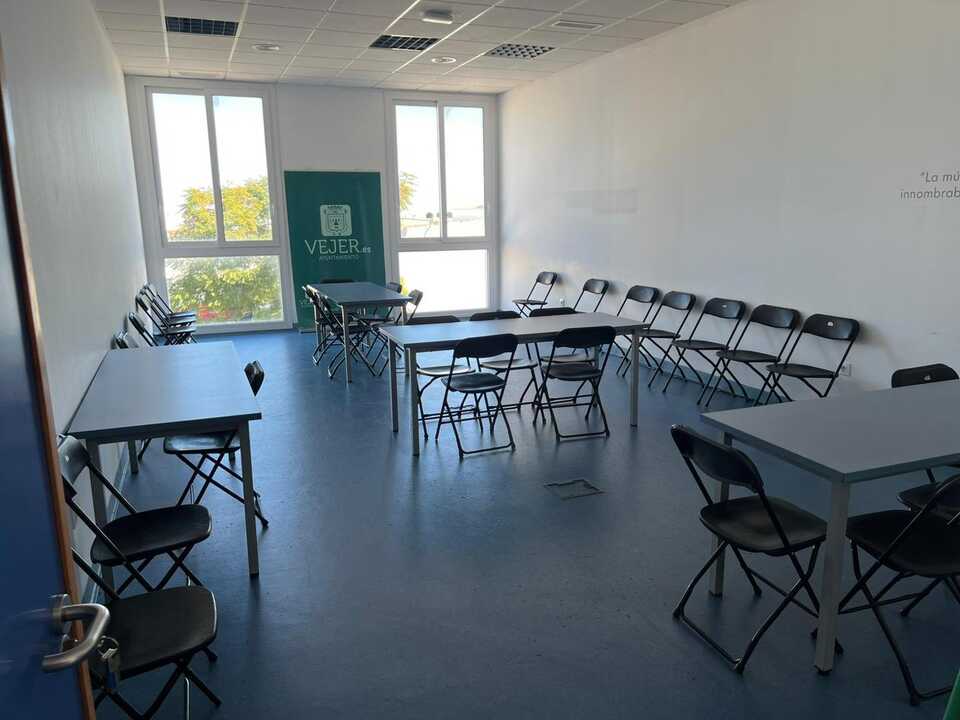 La Junta de Andalucía concede a Vejer 30.000 euros para mejorar equipamientos municipales