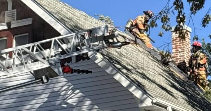 UPDATE: No injuries reported in central Lincoln house fire on Sunday