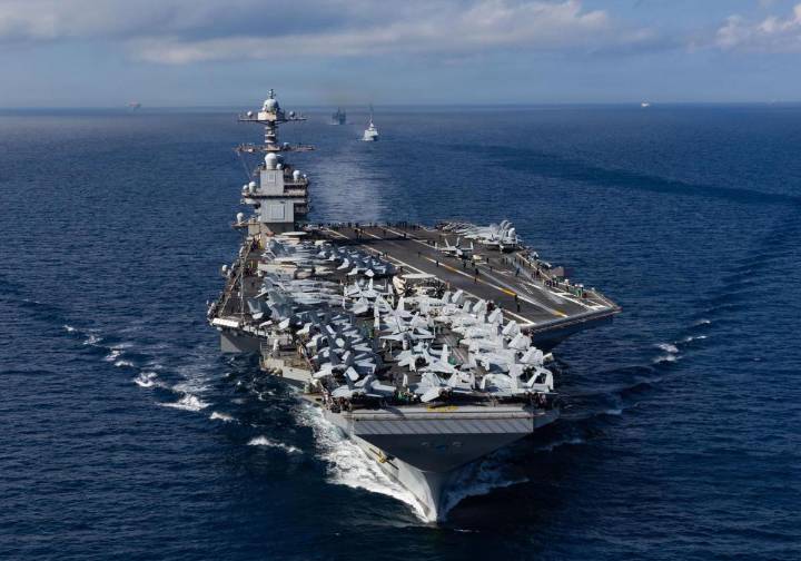 El despliegue aeronaval de EE UU tensiona el Caribe mientras Venezuela pide ayuda a Rusia