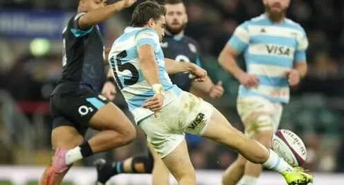 Malas noticias para Los Pumas: Juan Cruz Mallía sufrió una grave lesión y estará varios meses sin jugar
