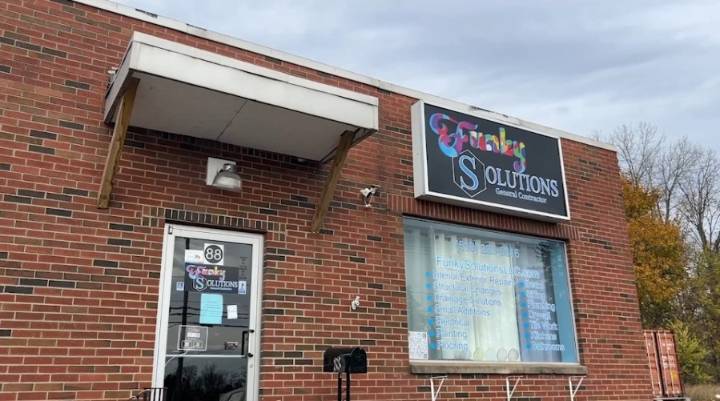 Glens Falls contractor starts food drive for families in need