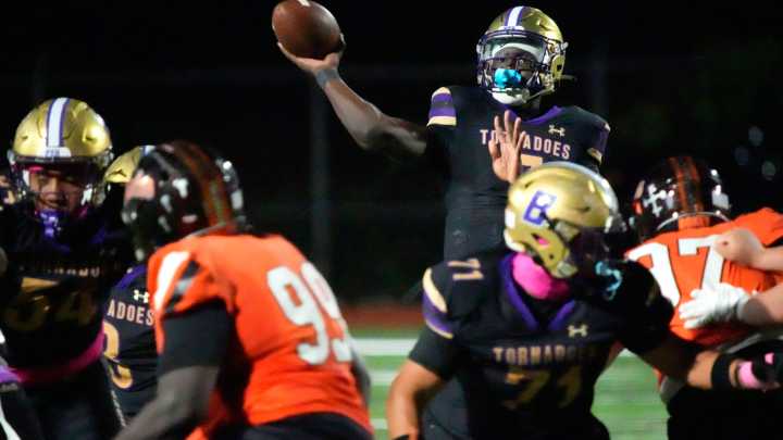 Booker QB Joel Morris has Tornadoes rolling into 3A regional final