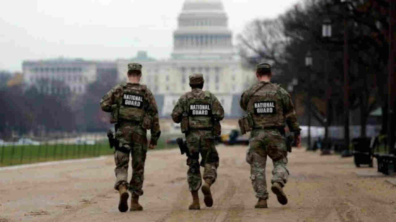 Trump endurece discurso antimigrante y reafirma envío de 500 elementos tras ataque en Washington