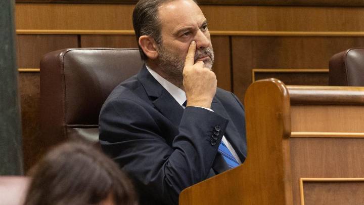 Ábalos reclama personarse como acusación particular en la causa contra Leire Díez