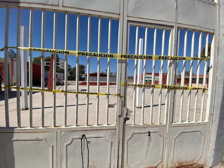 Levantan aseguramiento de la Escuela Primaria Cuauhtémoc en San Pedro; Fiscalía concluye diligencias