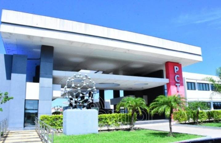 Equipos de Clubes Digitales trabajaron en el Polo pensando en la defensa de sus proyectos en el concurso de Samsung