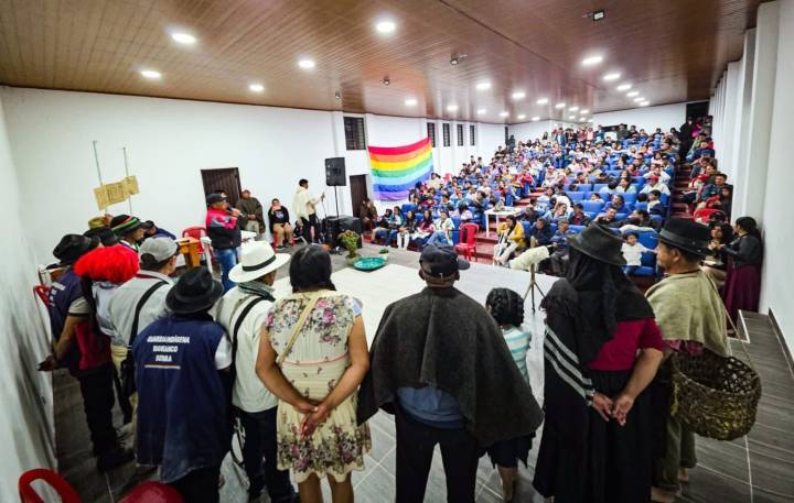 ENCUENTRO CON LA MEMORIA Y EL ARTE 