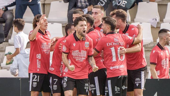 El Mérida ya mira para arriba