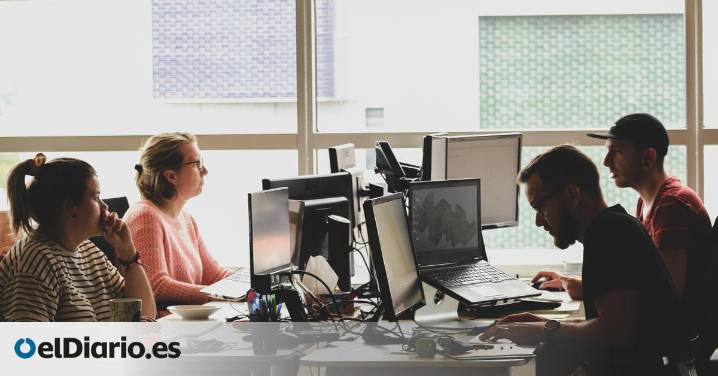 Más programadores e ingenieros que camareros: el empleo de alto valor añadido gana terreno en España