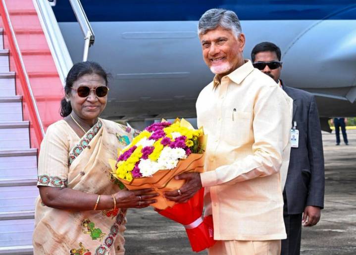 Sri Sathya Sai Baba inspired millions to follow path of service: President