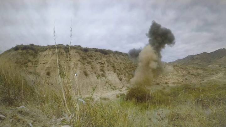 Desactivan una bomba incrustada en la cúpula de una ermita de Huesca