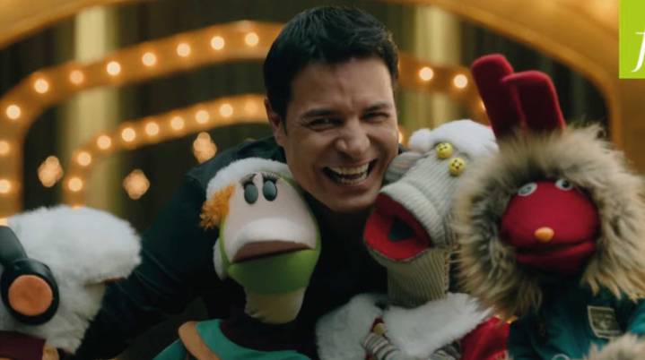 Chayanne y 31 Minutos sorprenden con un inesperado crossover navi...