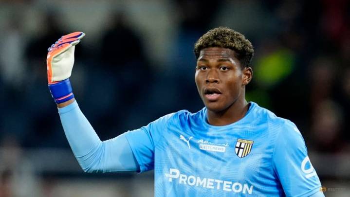 Parma keeper Suzuki out of Japan squad after fracturing wrist, finger