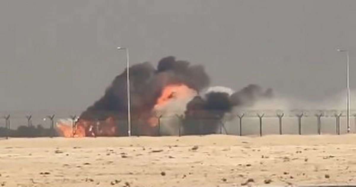 Dubai Airshow fireball plane crash as jet plummets in front of horrified onlookers