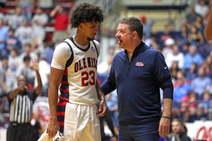 Deadspin | Yet to face tough opponent so far, Ole Miss welcomes Austin Peay