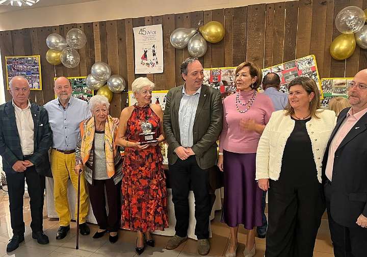 Aires de Asturias celebra sus 45 años en Villaviciosa