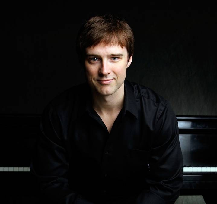 ENTERTAINMENT: ‘Billy Joel,’ ‘Wonderful Life’ onstage