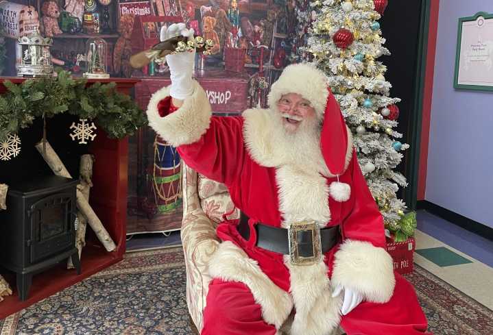 5 places to see Santa, holiday lights and Christmas trees in Salem