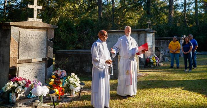 Faith among the tombs: All Saints Day celebrated in Lacombe Louisiana