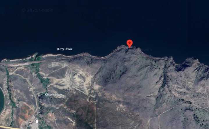 Cleanup of fuel spill underway after train derails near Kamloops