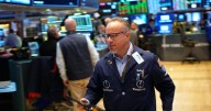 Las favoritas de la IA impulsan Wall Street aunque mayoría de acciones caen