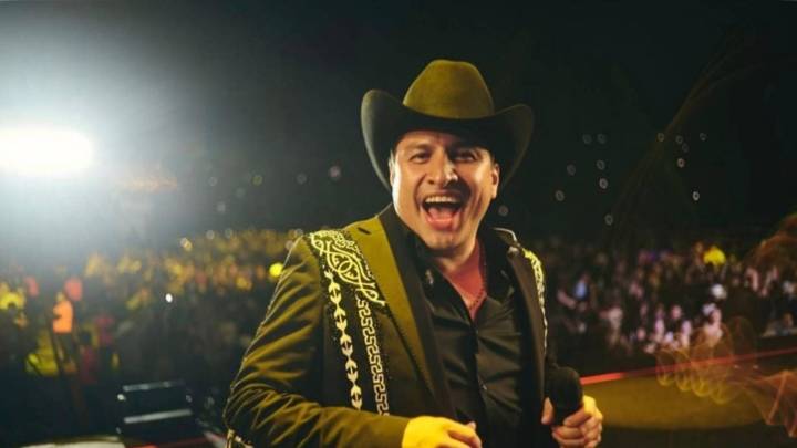 "Nos encontramos en México": Julión Álvarez niega detención de su piloto privado en Honduras