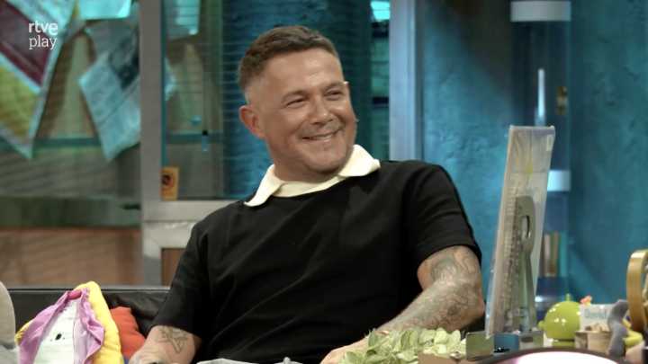 Alejandro Sanz se rinde como mediador entre Pablo Motos y David Broncano: “Os podéis matar, haced lo que queráis”