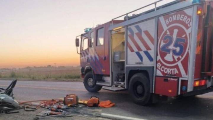 Cuatro mujeres y un hombre murieron tras chocar de frente en la ruta 90, en el sur de la provincia de Santa Fe