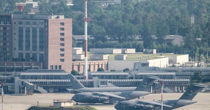 Bases militares de EEUU en el extranjero también sufren por cierre del gobierno