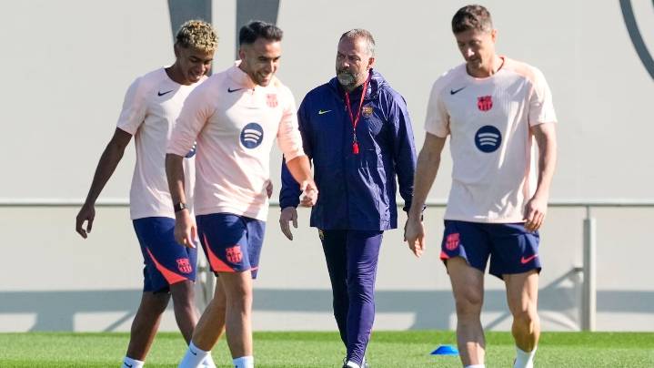 Hansi Flick se estaría planteando abandonar el Barcelona al final de esta temporada