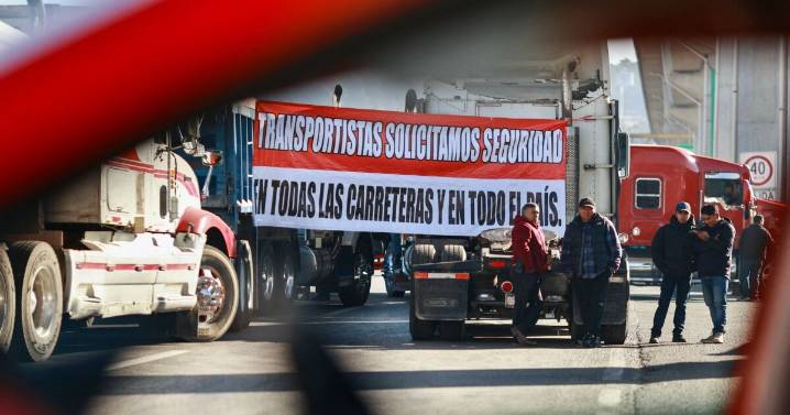 Bloqueos en carreteras hoy en vivo: paro de transportistas afecta estas vialidades